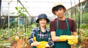 Farm Worker Jobs in Canada (2026) | Apply, Salaries & Visa Info